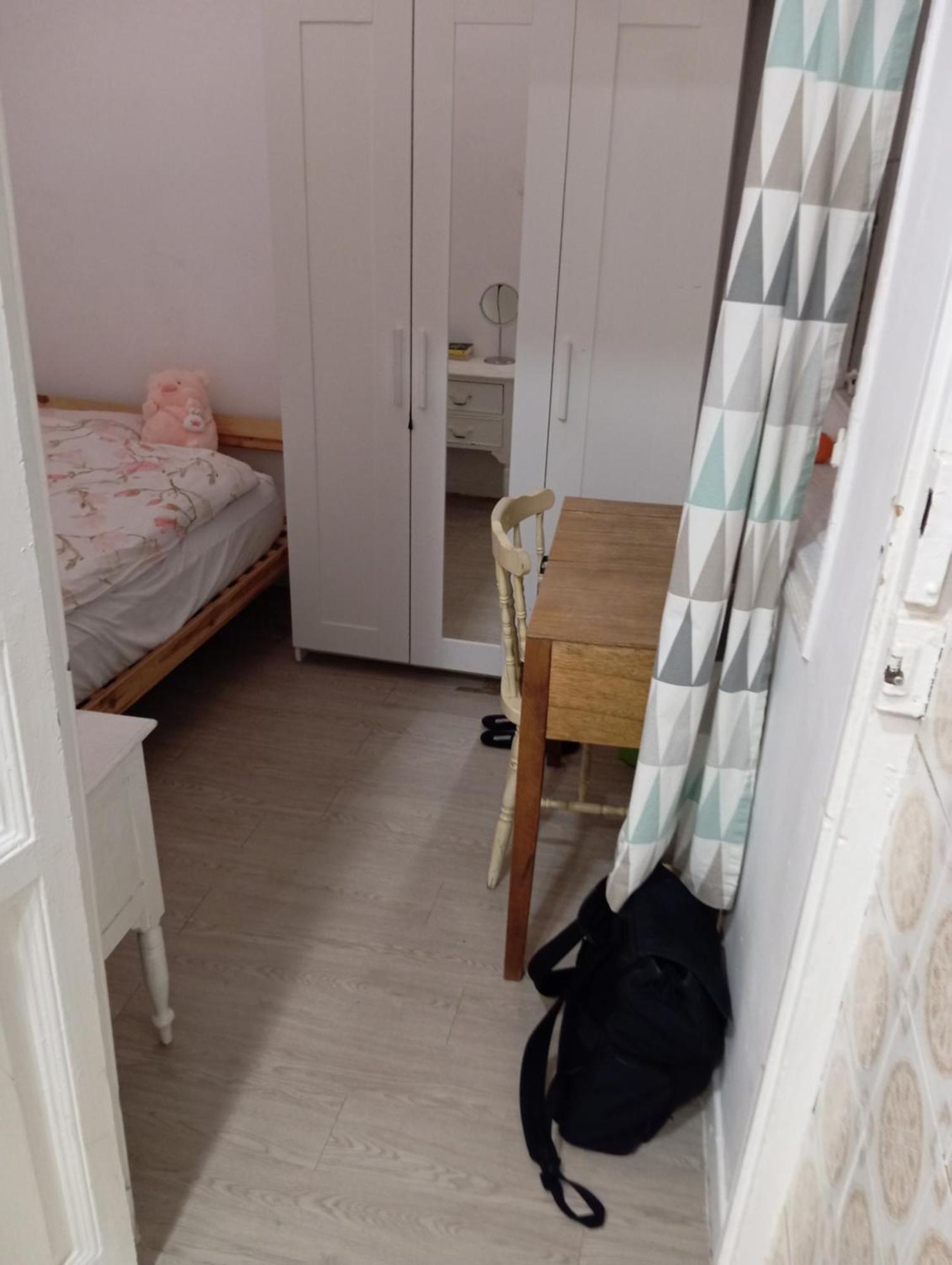 B&B Eco Cubes Мадрид Экстерьер фото